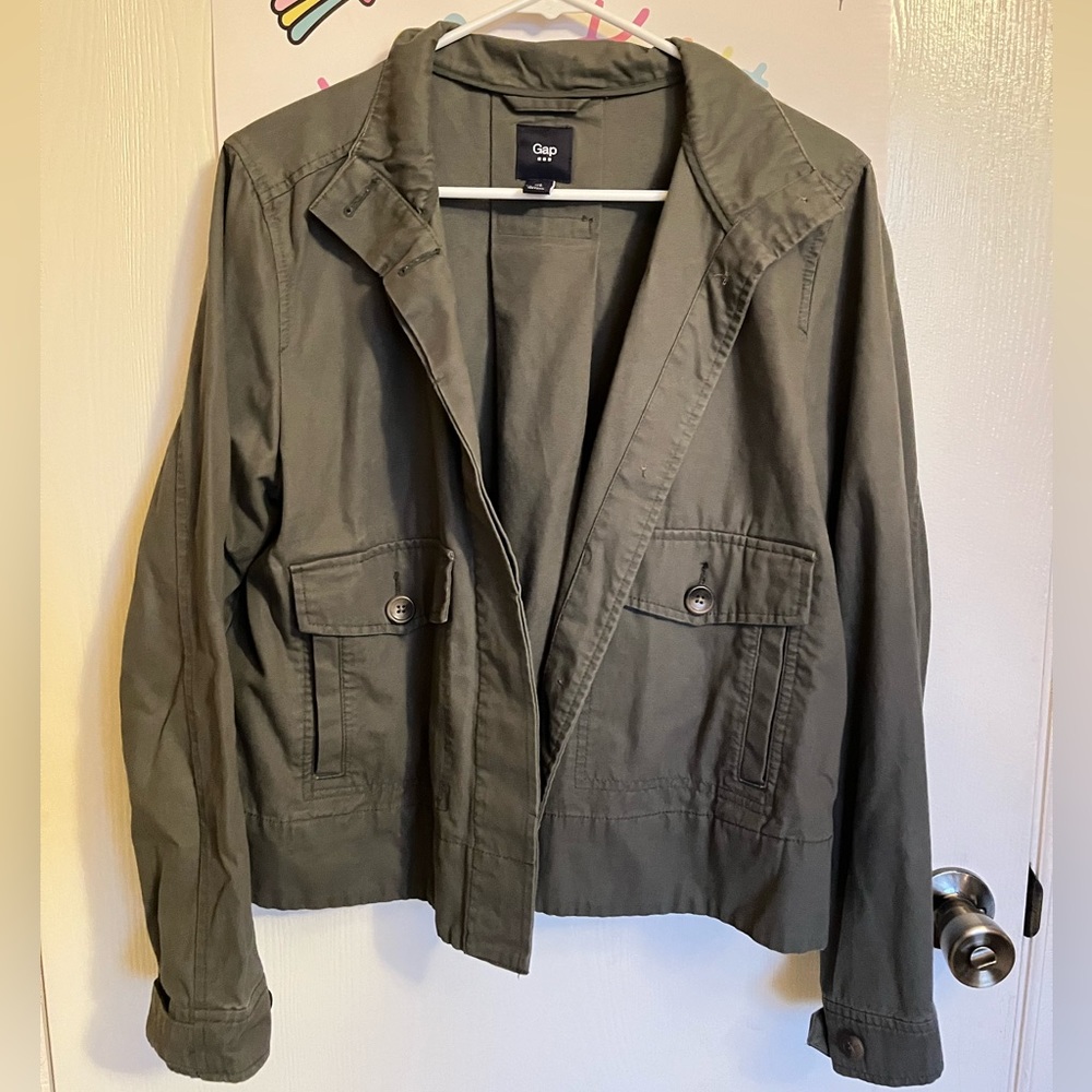 Women’s GAP Military Green Casual Two Pocket Jacket